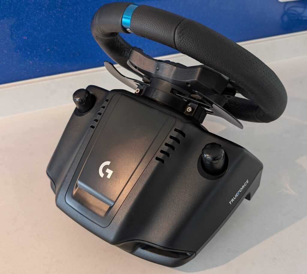 Logitech G923